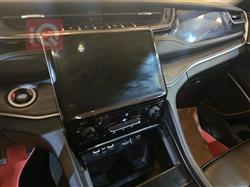 جیپ گراند شیرۆکی